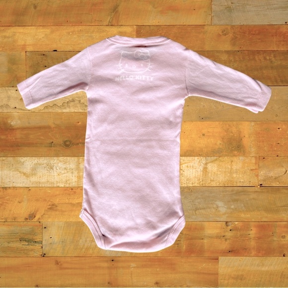 💝 Hello Kitty Onesie - Brand New with Tags - Picture 3 of 9